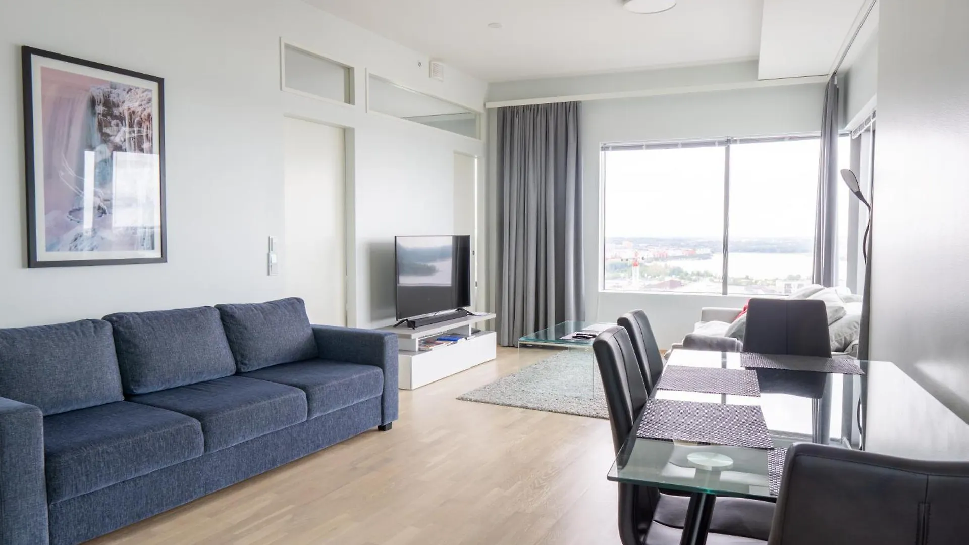 18Th Floor Helsinki High Point 1 Bdr Apartment With City View - Free Garage Parking